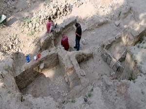 Kazılar da 9 bin yıllık saray çıktı