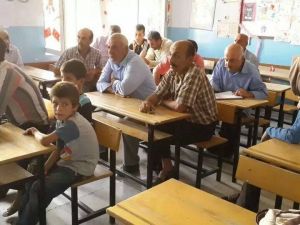 Çiftçilere Verimli Sebze Yetiştiriciliği Eğitimi