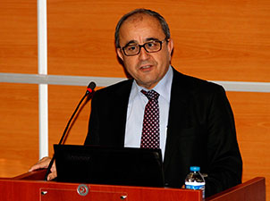 Rektörden başörtüsü yasak değil açıklaması