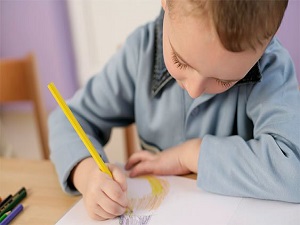 Aile, evdeki düzeni okula göre değiştirmeli