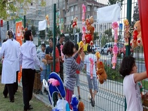Oyuncak dolu TIR Suriyeli çocuklar için yola çıktı