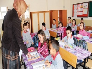 Öğretmenlere 3 yıl müjdesi