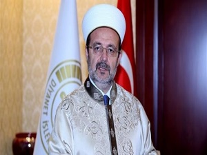 Mehmet Görmez: Borçla kurban kesmeyin