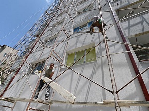 Dış cephe iskelelerine düzenleme