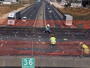 Türkiye'de ilk defa patlatılarak köprü yıkılacak