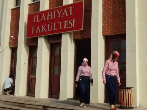 DPÜ İlahiyat Fakültesine Yeni Bina