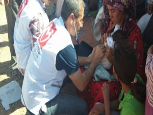 Suriyelilere ilk müdahale Yeryüzü Doktorları'ndan