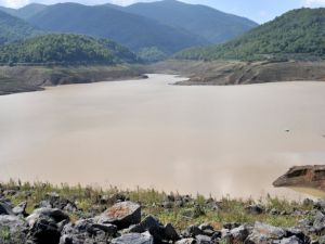 Yalovalıların İmdadına Sağanak Yağmur Yetişti