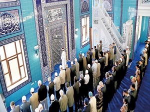 Akif Camii ibadete açıldı