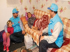 Diyanet bu köye özel ulaştı bayram ettiler