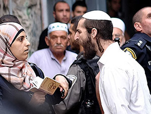 Yahudilerden Filistinli kadınlara çirkin saldırı