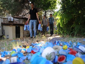 AÜ, Engellere Kapaktan Yollar Yapmaya Devam Ediyor