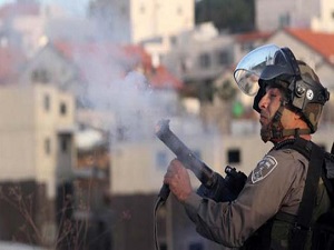 İsrail öldürdüğü Filistinlinin evini de yıktı