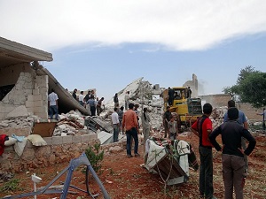 Suriye'ye Yardımlar Sürüyor