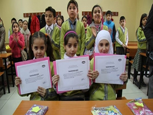 150 bin Suriyeli öğrenci Türkiye'de eğitim görüyor