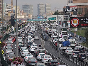 Trafiğe kayıtlı araç sayısı 18,5 milyonu aştı