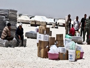 Alman kamplarında mültecilere aşağılama