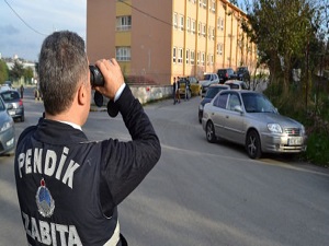 Okul önlerinde kuş uçurtmuyorlar