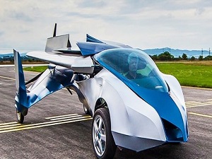 Uçan otomobil ilk uçuşunu gerçekleştirdi