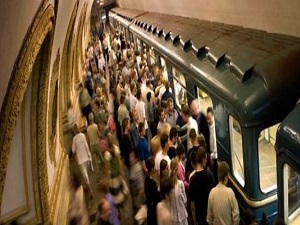 Metroda ücretsiz kitap