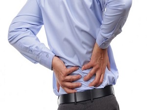 Bilgisayar Karşısındaki Yanlış Oturuş Bel Fıtığını Tetikliyor