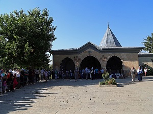 Türbelere giriş ücretsiz olacak