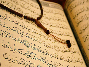 Sâdece Allah’a kulluk et ve şükredenlerden ol!