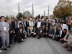 Latin Müslüman zirvesinden gerçek İslam mesajı