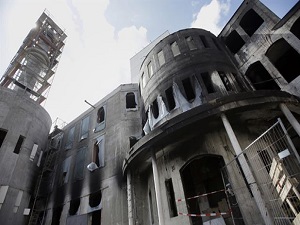 Irkçılar 2 yılda 78 camiye saldırdı