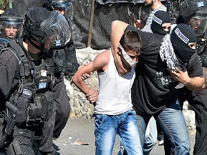 İsrail 6 çocuğu gözaltına aldı