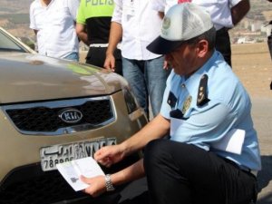 Sığınmacıların Araçlarına Geçici Trafik Belgesi ve Tescil Plakası Verilecek