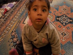 Savaştan Kaçıp Harabe Evlere Sığındılar