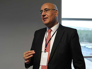 İsrail kutsal mekanlara saygı göstermiyor