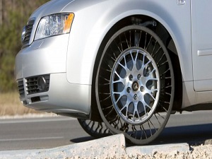 Patlamayan lastik geliyor