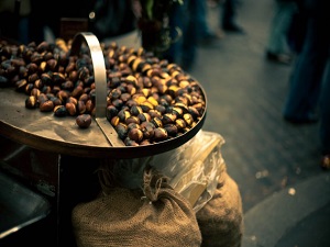 Kışın sağlık deposu kestane