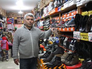 Zehirli Ayakkabılarda Yanık Kokusu Oluyor