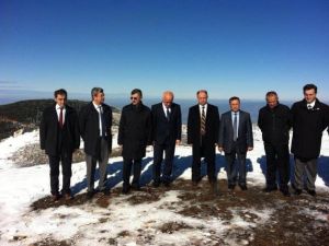 Vali Bektaş: Spil'in İki Eksiği Teleferik ve Otel