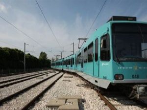 Bursa'da Yeni Raylara 30 Yıllık Vagon