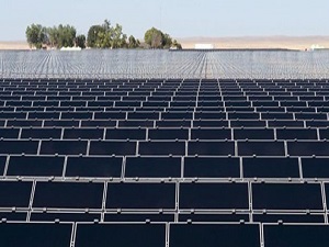 Dünyanın en büyük güneş enerji çiftliği