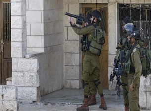 İsrail 14 Filistinliyi gözaltına aldı