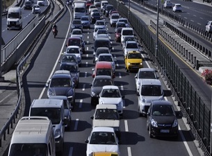 Arabalar 15 bin lira ucuzlar