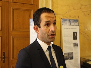 Filistin’in tanınması için gözler Hollande'da