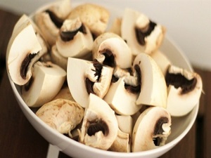 7 kişi yedikleri mantardan zehirlendi