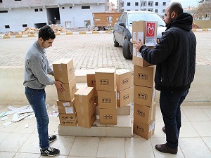 Yeryüzü Doktorları'ndan Suriyelilere ilaç yardımı