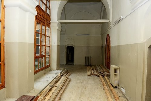 Muradiye Külliyesi'ndeki Medrese de Restore Ediliyor