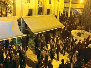 Esad Çoşan Hocaefendi dualarla anıldı