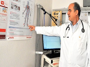 Türk hastalar derdini anlatamıyor, doktorun anlamasını bekliyor