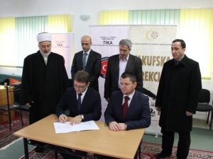 TİKA, Bosna Hersek'te Vakıf Arazilerine Ceviz Ağacı Dikiyor