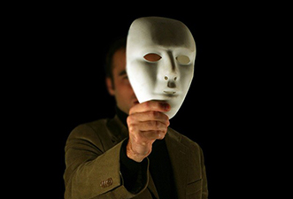 Yalan beyine kısa devre yaptırıyor