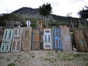 Osmanlı kapıları zamana meydan okuyor